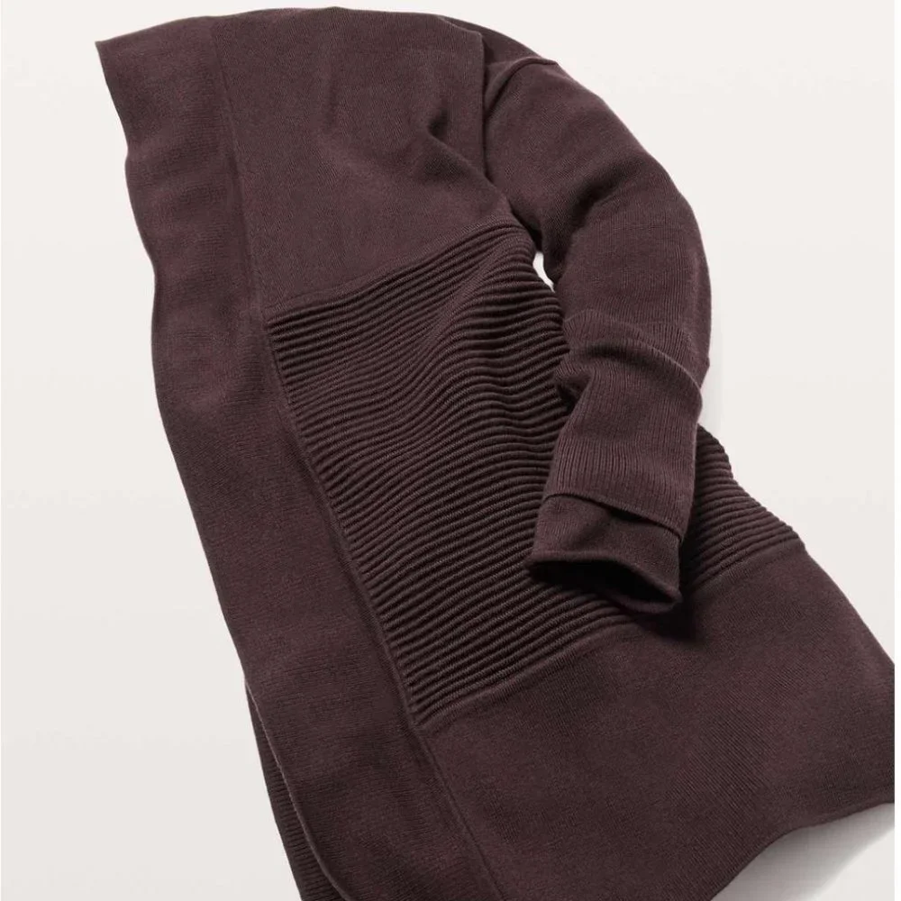 Lululemon Sit In Lotus Wrap II Black Cherry 8